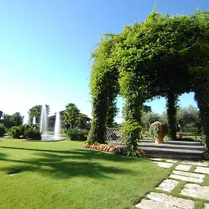 royal-garden.italymilanhotels.net/